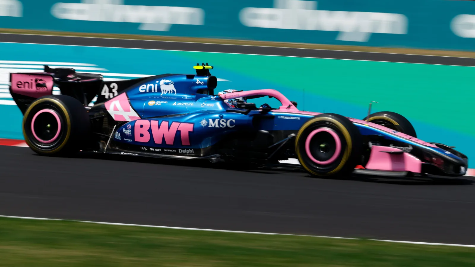 Colapinto regresa a la F1 en Miami tras un mes de pausa por el conflicto en Medio Oriente