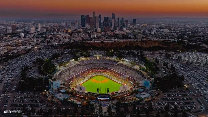 Los Dodgers apuntan a 50.000 espectadores por juego en la temporada 2026