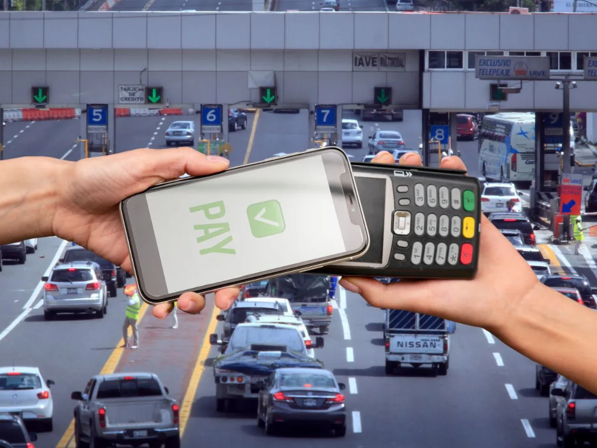 México planea eliminar el efectivo en carreteras y gasolineras antes de 2027