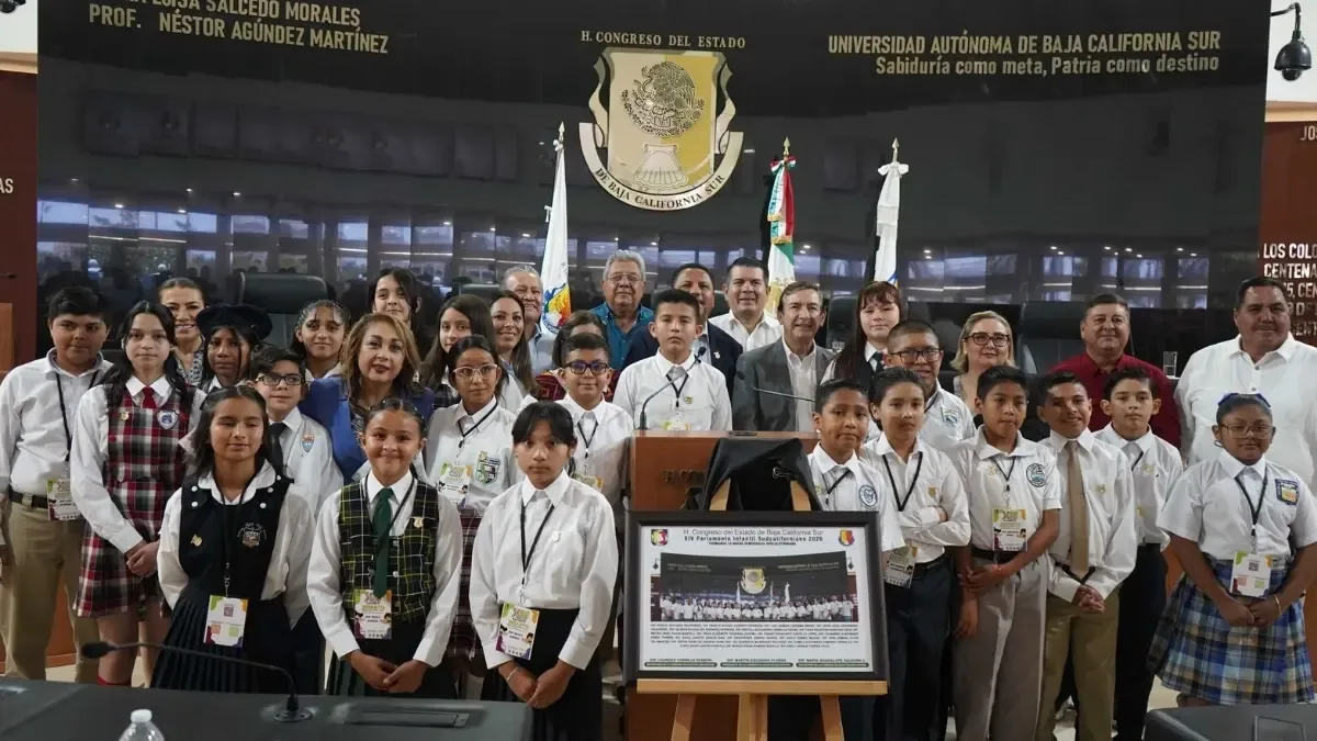 Niñez sudcaliforniana demanda cambios en educación, salud y agua ante el Congreso