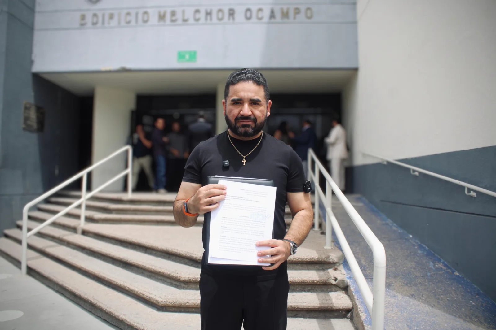 Sánchez presenta denuncia ante el Registro Civil contra registro biométrico obligatorio