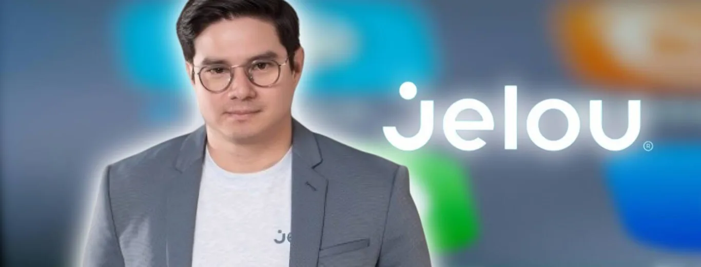 Abrir una cuenta bancaria y realizar pagos desde WhatsApp: la apuesta de Jelou con IA integrada