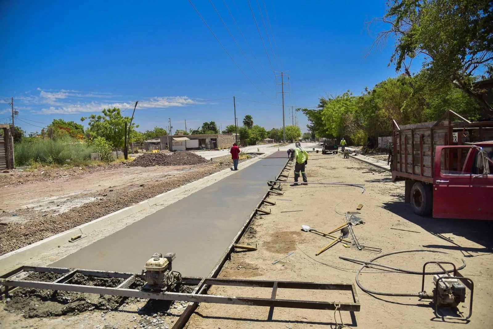Ahome impulsa mejora en drenaje, alumbrado y vialidades con inversiones clave