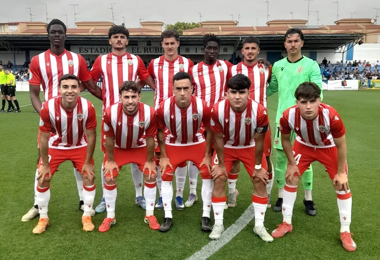 El filial de la UD Almería desciende tras perder 2-0 ante Águilas CF