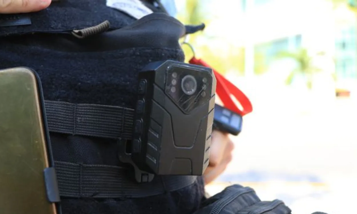 Cerca de mil policías en Cancún aún no cuentan con cámaras corporales por falta de equipamiento