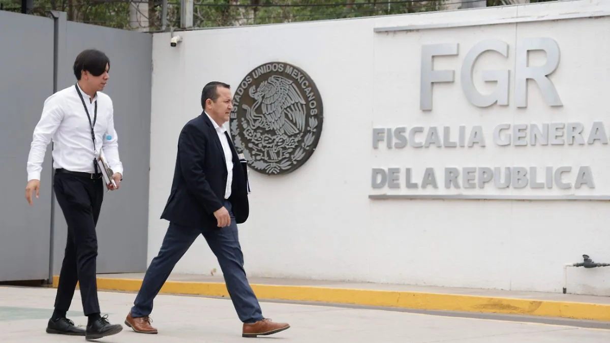Cinco funcionarios de Sinaloa comparecen ante la FGR por acusaciones de Estados Unidos