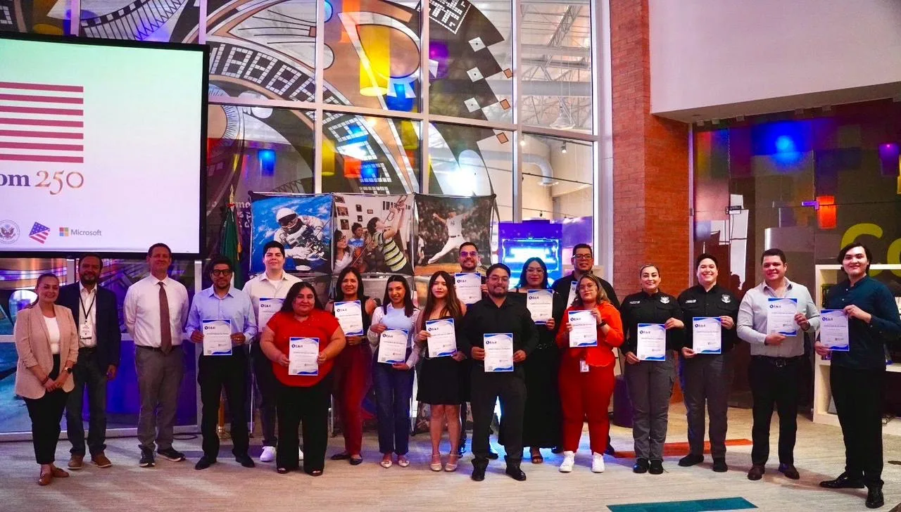 Ciudad Juárez logra 97 certificaciones en IA y ciberseguridad con apoyo de Microsoft