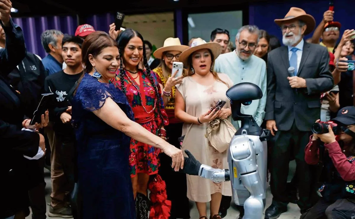 Clara Brugada inaugura Utopía Ceylán con primera escuela de robótica gratuita