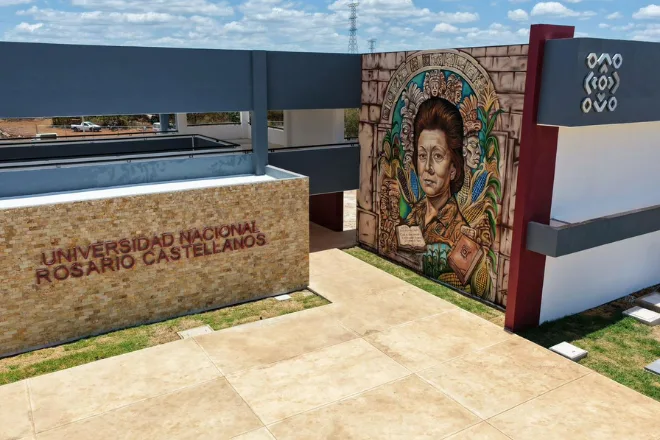 Claudia Sheinbaum inaugura nueva unidad académica de la UNRC en Yucatán