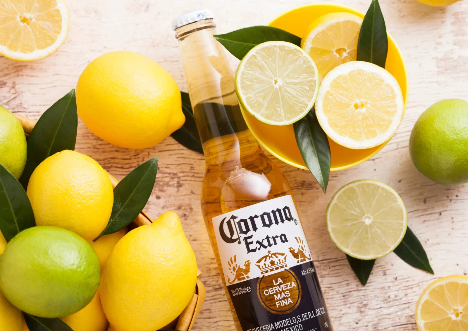 Corona recupera el título de la cerveza más valiosa del mundo, superando a Budweiser