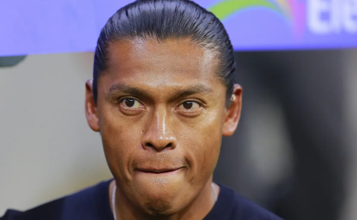 Cruz Azul enfrenta a Chivas con una baja confirmada y una duda en la semifinal de ida