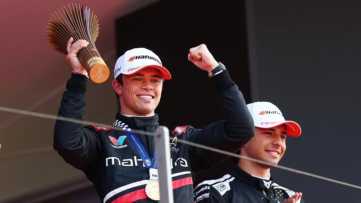 De Vries da a Mahindra su primera victoria en la era GEN3 en Mónaco