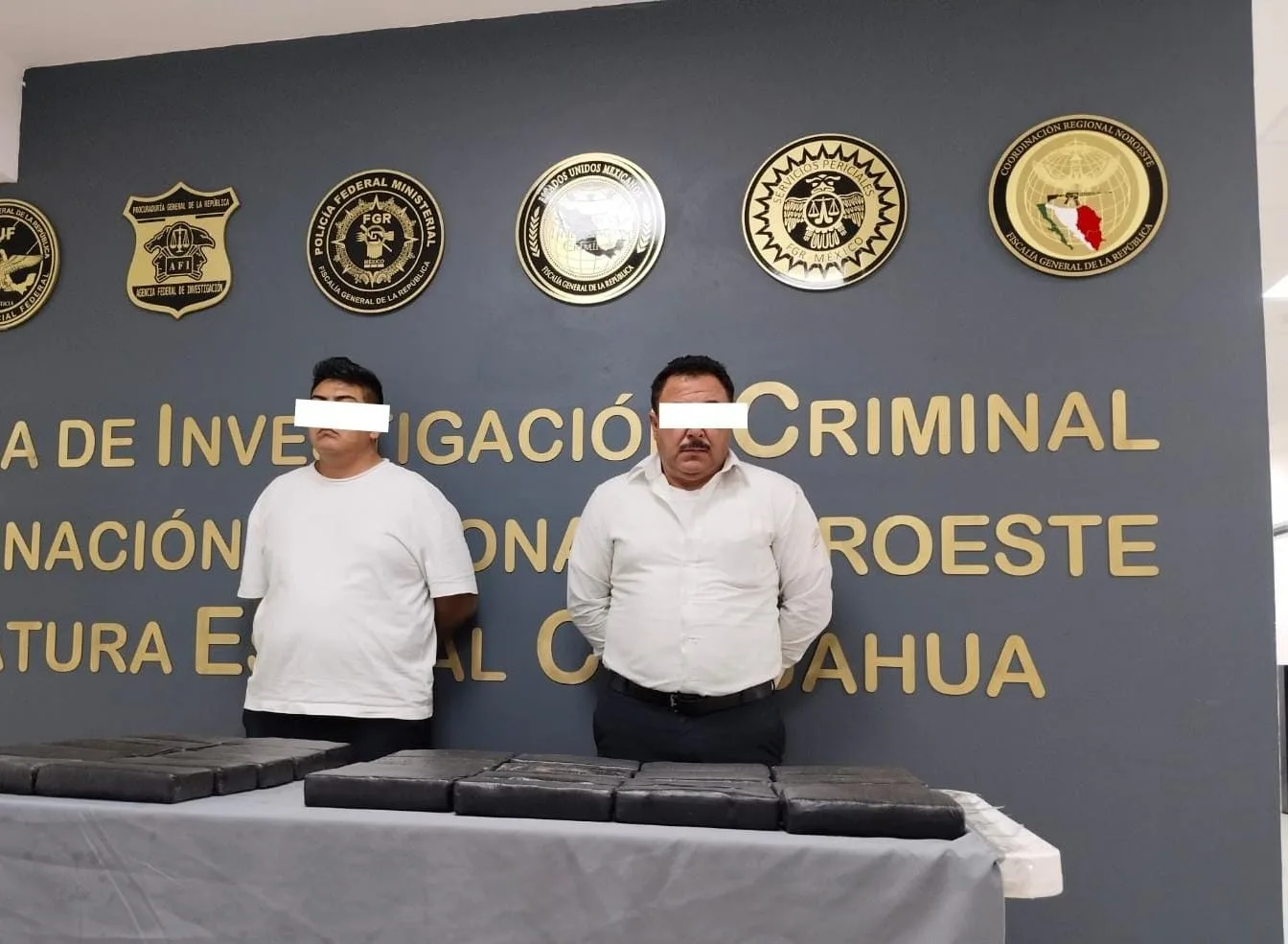 Detienen a dos choferes de autobuses Chihuahuenses con 30 kg de presunta cocaína