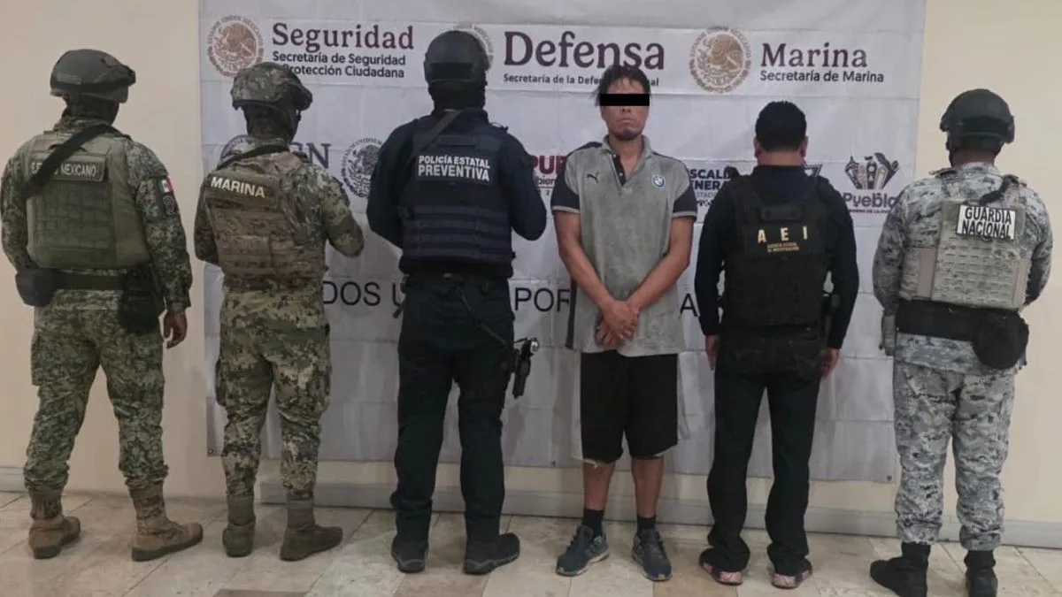 Detienen a dos hombres implicados en tiroteo en Plaza Adagio de Lomas de Angelópolis