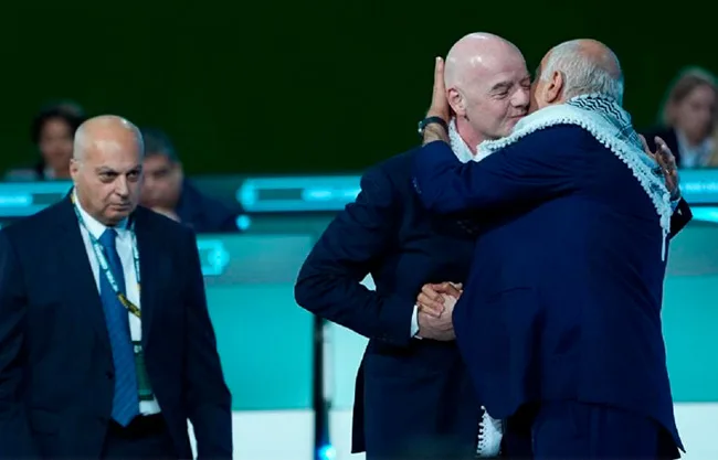 Directivos de Palestina e Israel se niegan a saludarse en tenso encuentro en el Congreso de la FIFA