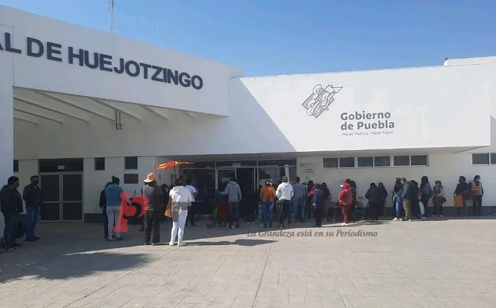 Dos municipios de Puebla donan terrenos para fortalecer hospitales del IMSS-Bienestar