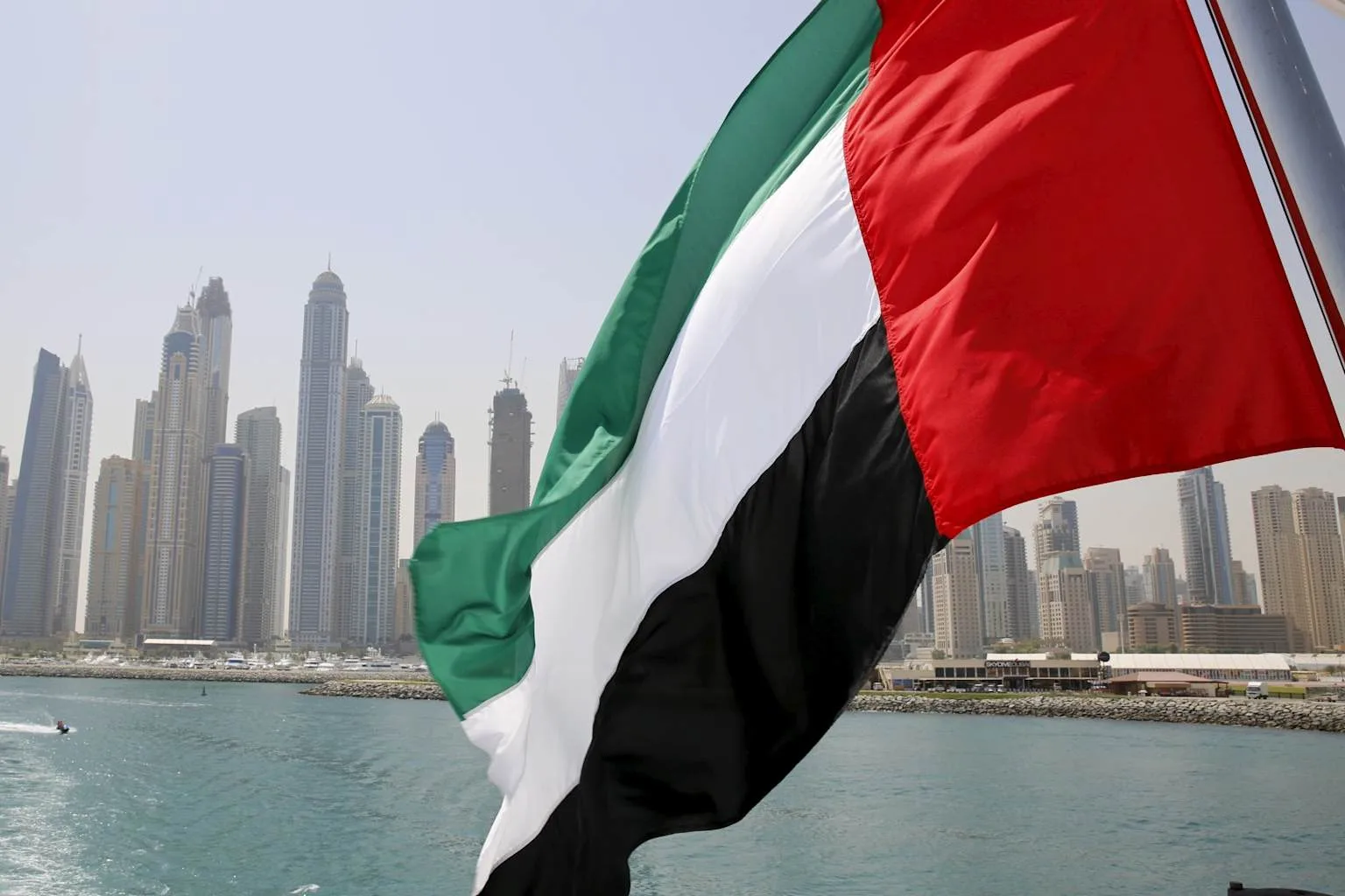 Emiratos Árabes Unidos prohíbe a sus ciudadanos viajar a Irán, Líbano e Irak