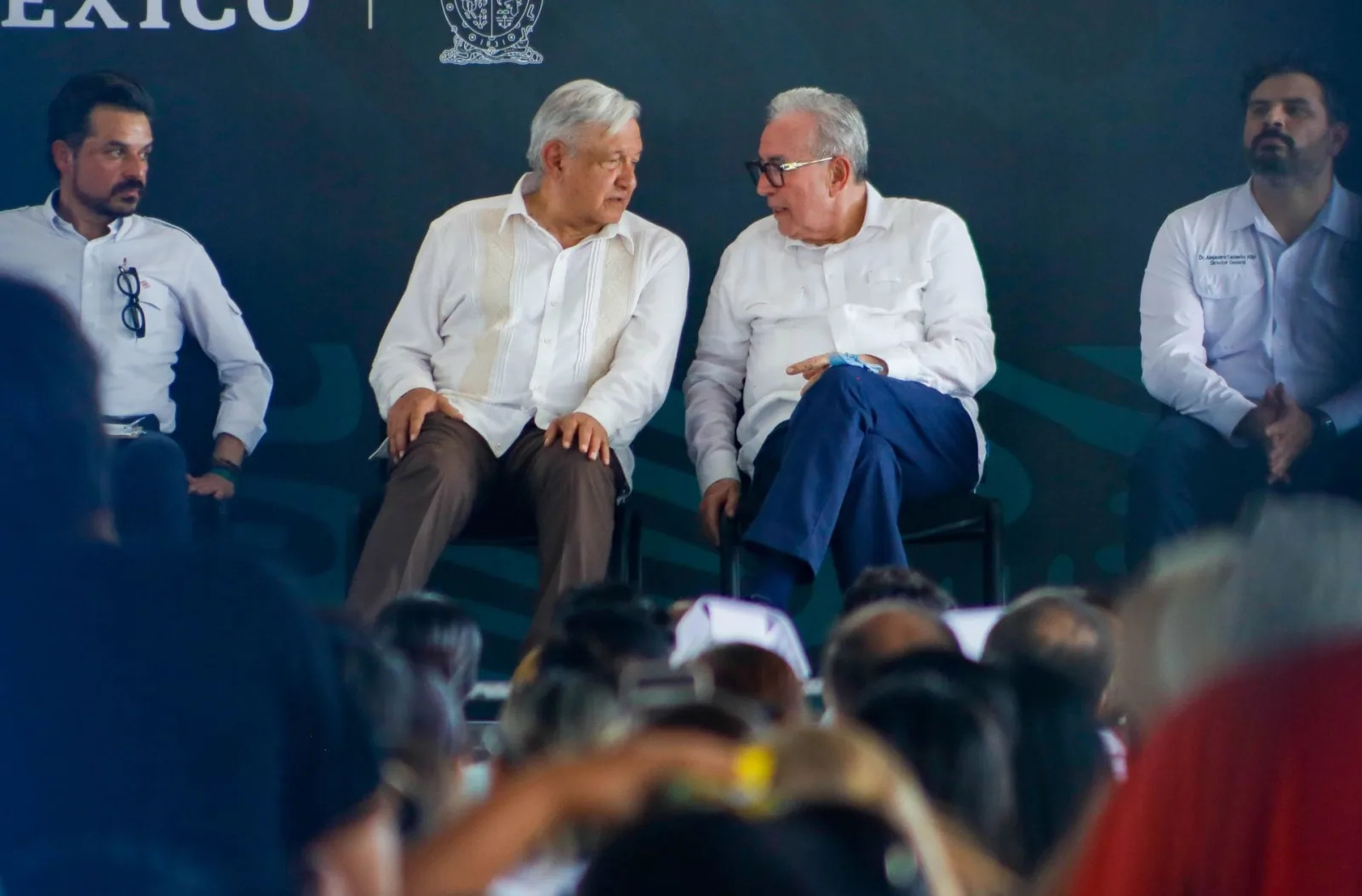 Exalcalde de Mazatlán acusa que AMLO fue presionado para respaldar a Rocha Moya en 2021