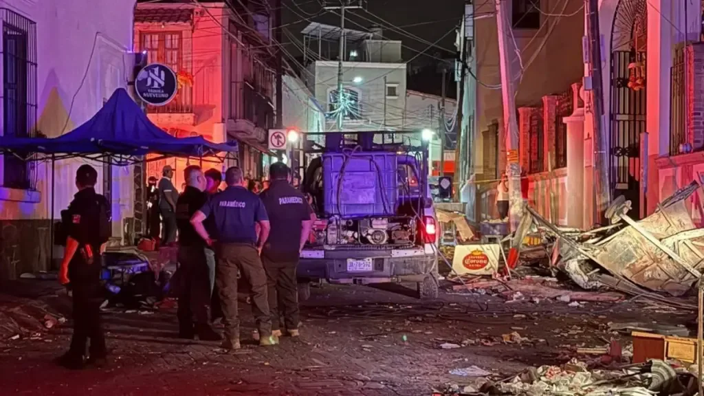 Fallece mujer tras explosión por pirotecnia y gas LP en fiestas de Amatitán, Jalisco