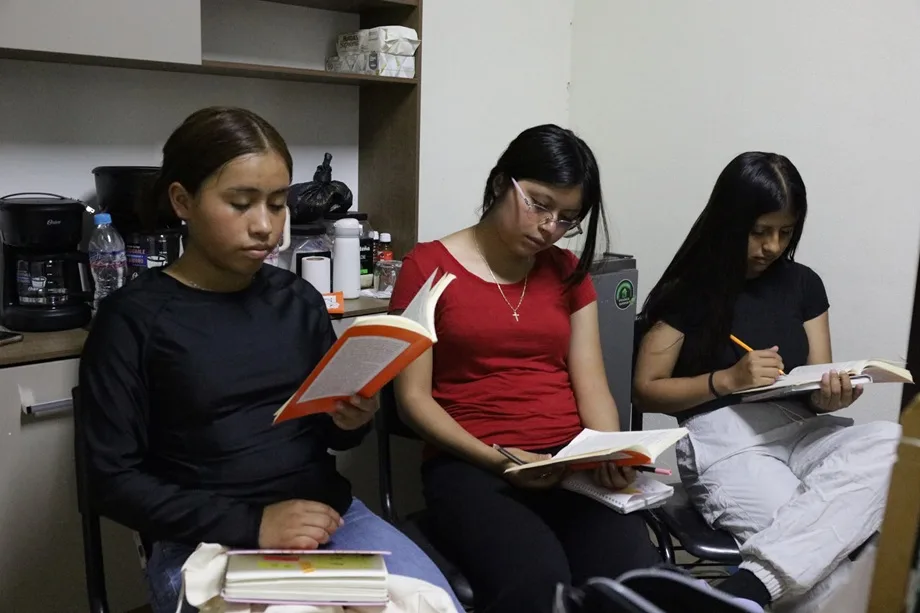Fomentan pensamiento crítico en estudiantes de Tecomatlán mediante la lectura