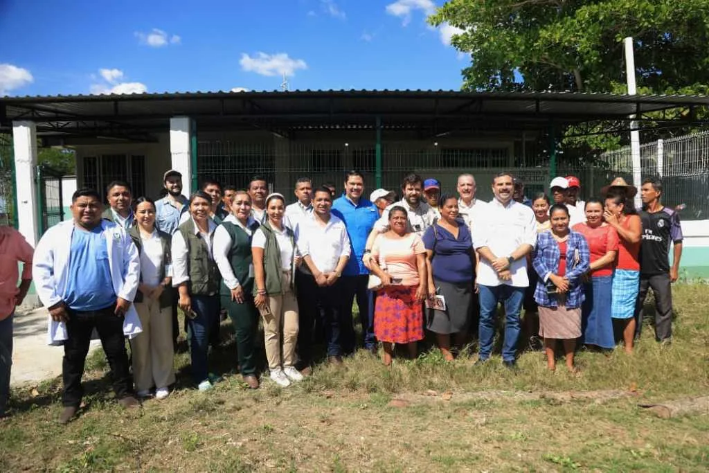Garantizan atención médica permanente en Centro de Salud de la Ranchería Mixteca