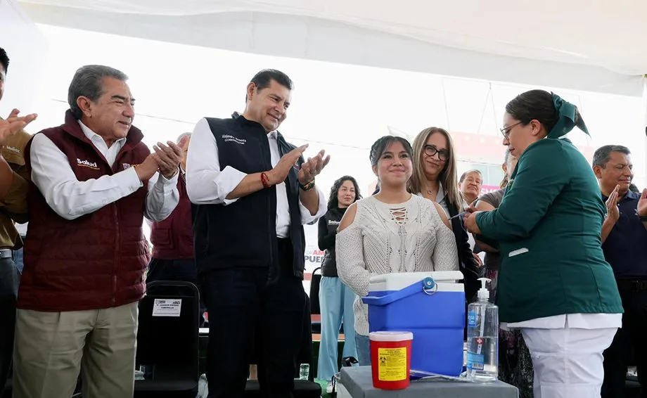 Gobierno de Puebla y federación llevan servicios médicos gratuitos a comunidades vulnerables