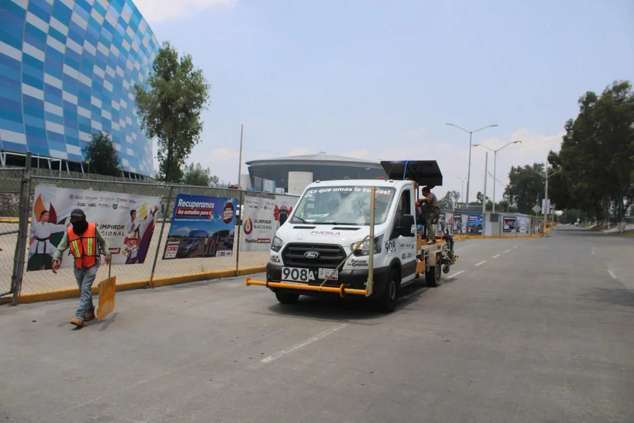 Gobierno estatal mejora el entorno del Estadio Cuauhtémoc para ofrecer espacios seguros y ordenados