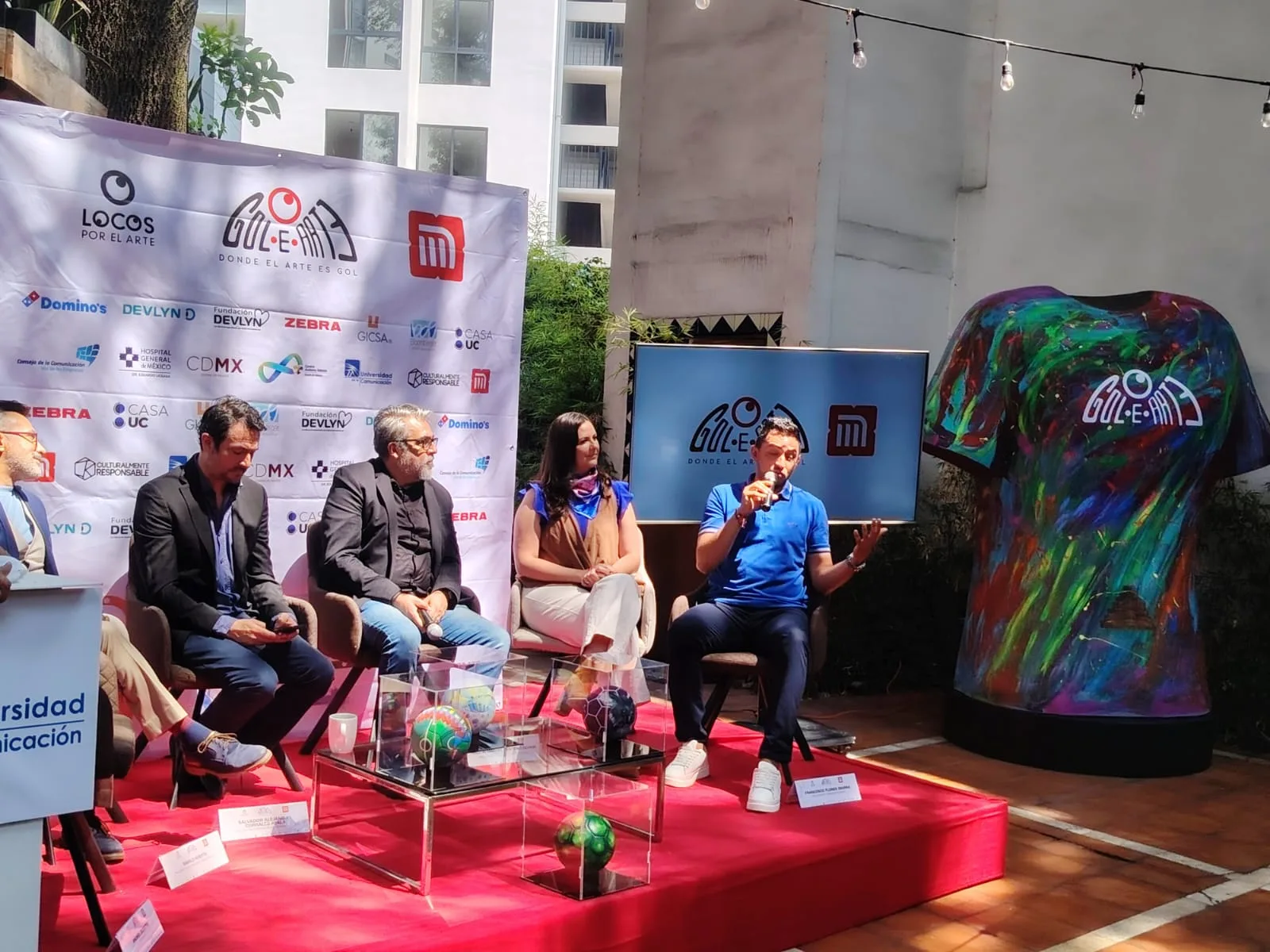 Gol-e-Arte transforma el Metro de la Ciudad de México en una galería de arte y fútbol