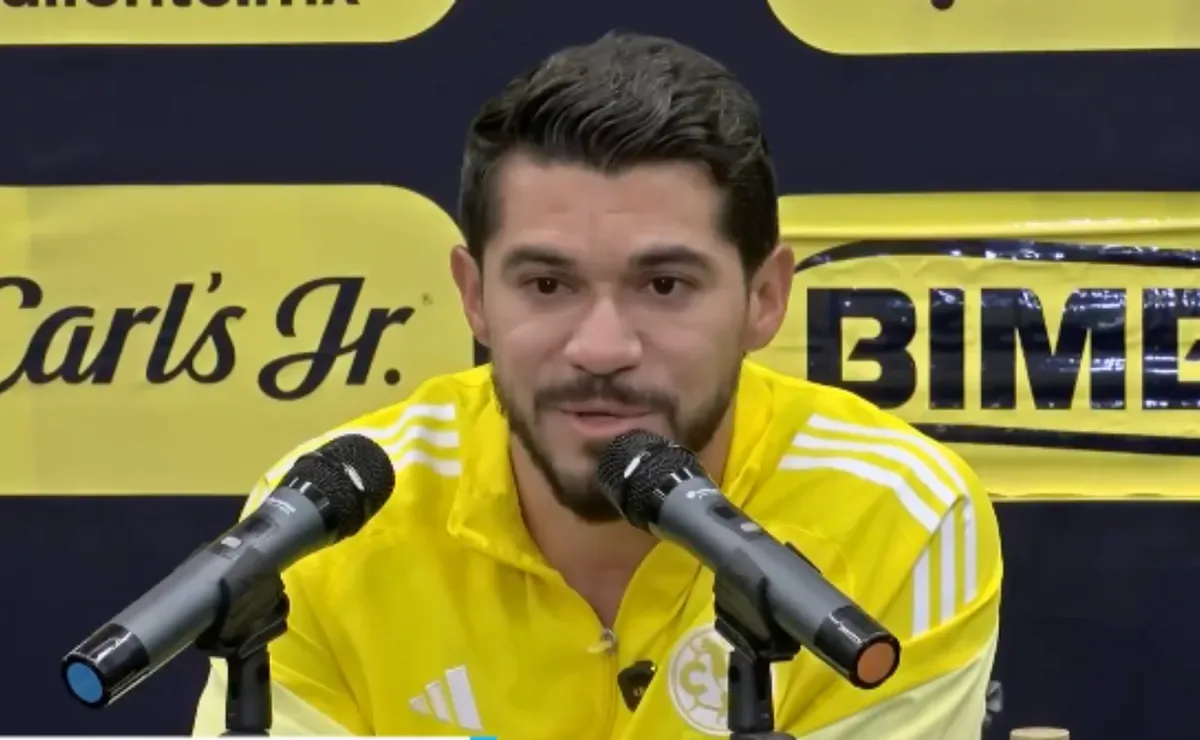 Henry Martín impulsa al equipo femenil de América con un llamado a la afición