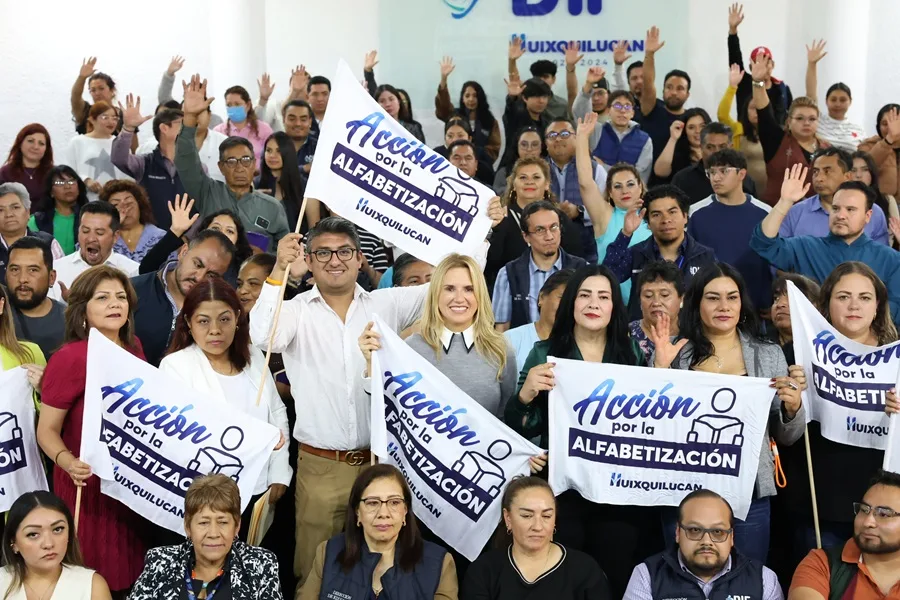 Huixquilucan lanza iniciativa para eliminar el analfabetismo en su población