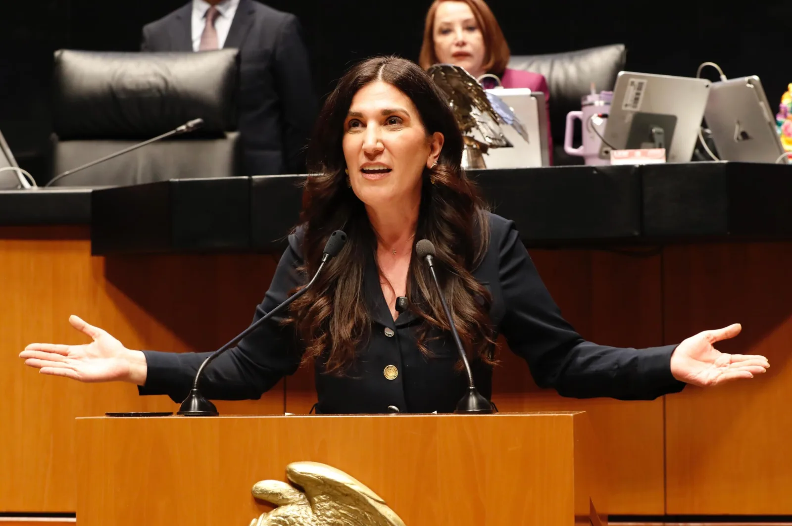 Kenia López Rabadán exige a políticos vinculados con el narco en Sinaloa enfrentar al pueblo