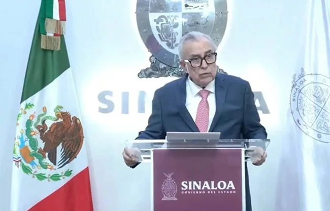 La 4T en crisis por narconexos: licencia de Rocha abre debate sobre fuero y extradición