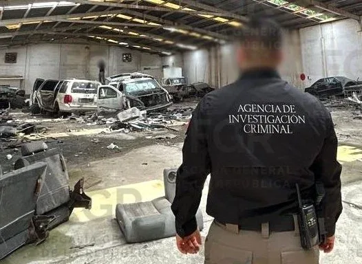 La FGR asegura 15 vehículos blindados y municiones en bodega de Reynosa