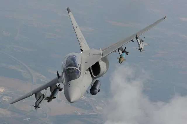 La Fuerza Aérea Mexicana evalúa el M-346FA como posible nuevo avión de combate