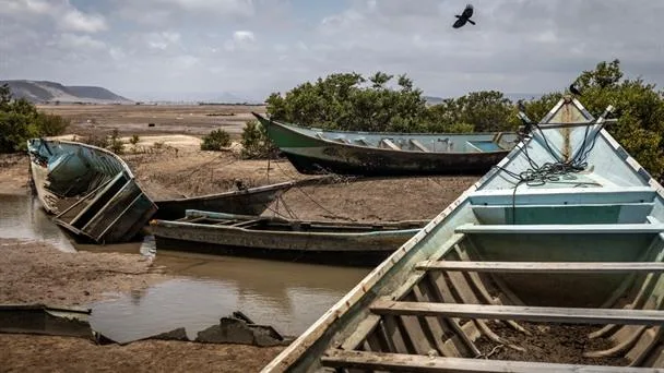 La ruta migratoria entre África y Arabia, un corredor mortal de hambre y naufragios