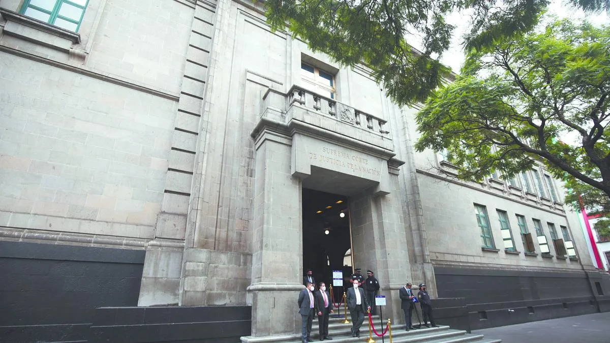La Suprema Corte avala criterios de evaluación y acreditación en escuelas básicas del país