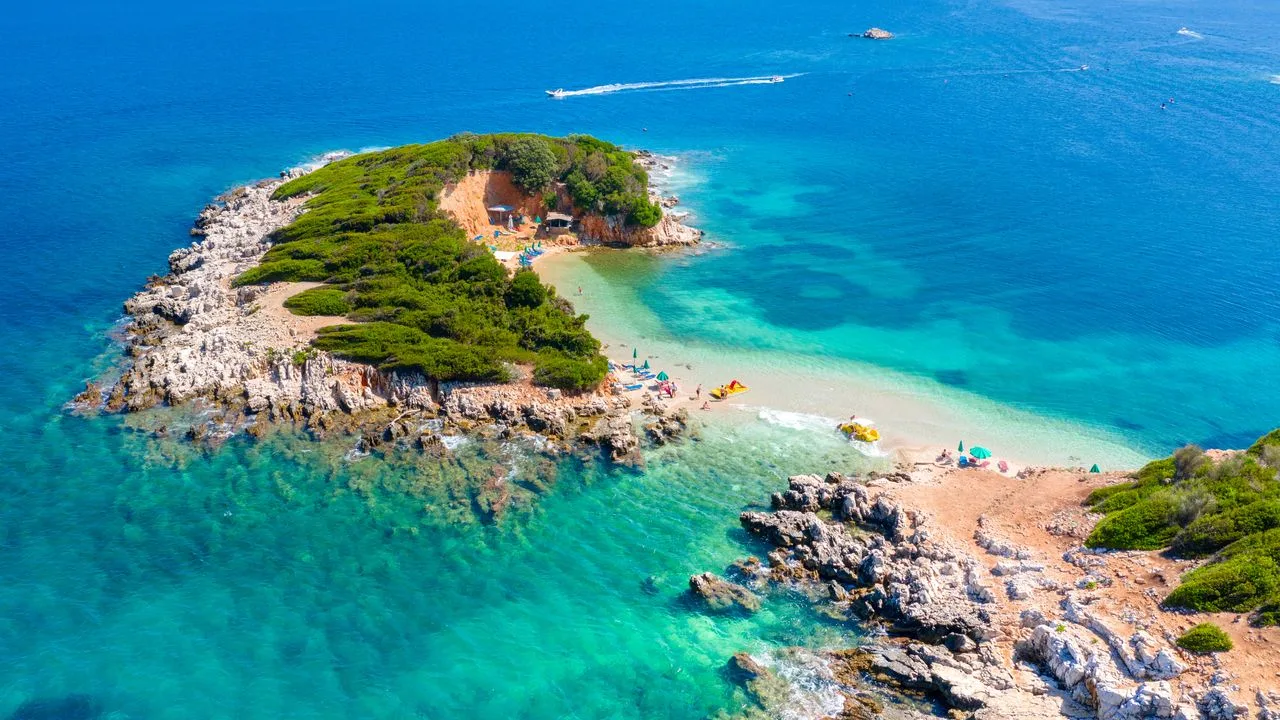 Las playas más destacadas de Albania para disfrutar el Mediterráneo