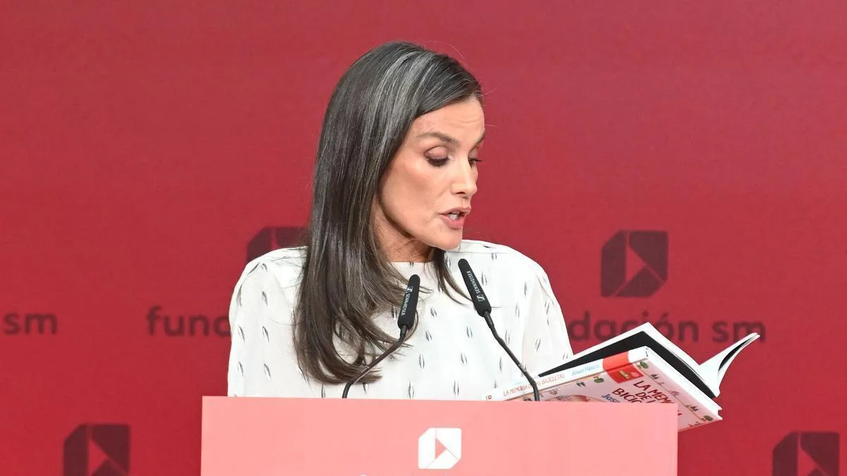 Letizia impulsa la lectura como respuesta crítica al impacto de las redes sociales en jóvenes