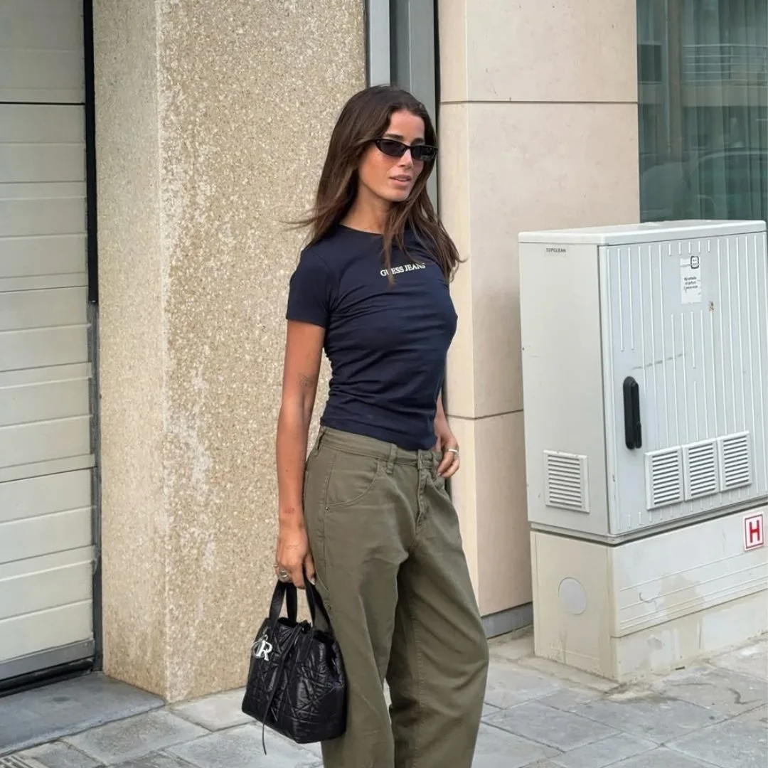 Los cargo pants se reinventan para ser el pantalón imprescindible de 2026