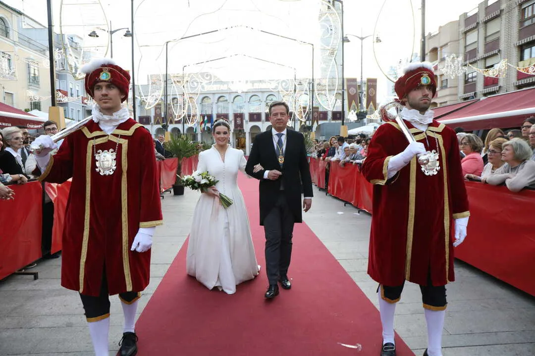Lucena inaugura sus Fiestas Aracelitanas 2026 con procesión y acto institucional