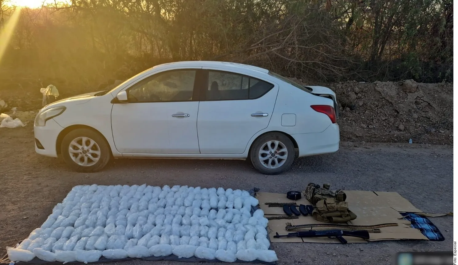 Marina asegura arsenal, metanfetamina y explosivos en dos operativos en Sinaloa