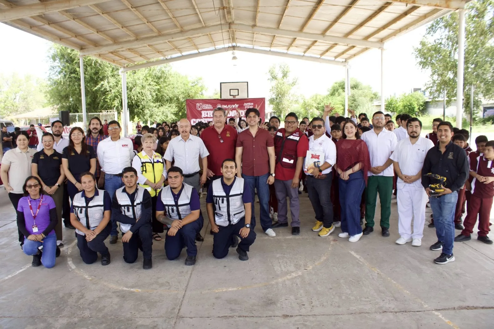 Más de 500 estudiantes participan en brigada juvenil para promover bienestar integral