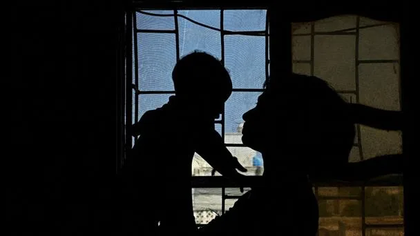 Mujeres embarazadas tras violaciones en Sudán enfrentan rechazo y estigmatización social