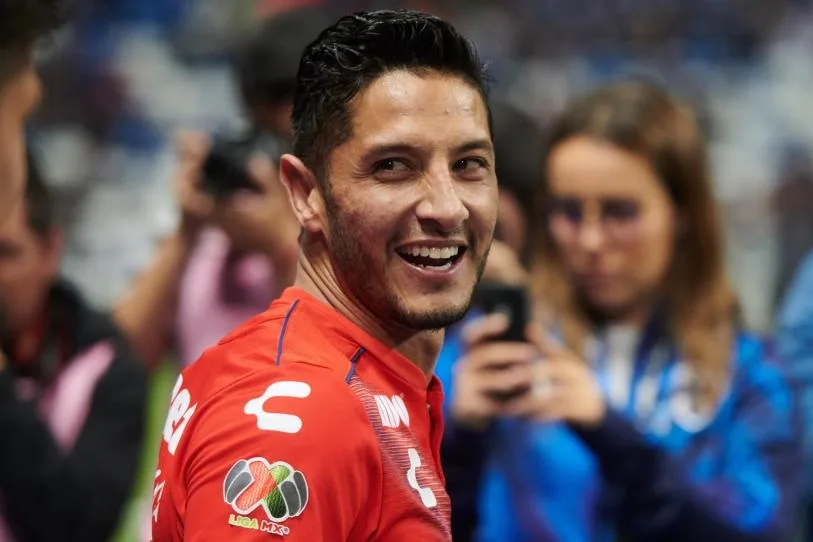 Ángel Reyna critica duramente a Pumas tras la derrota en la Final del Clausura