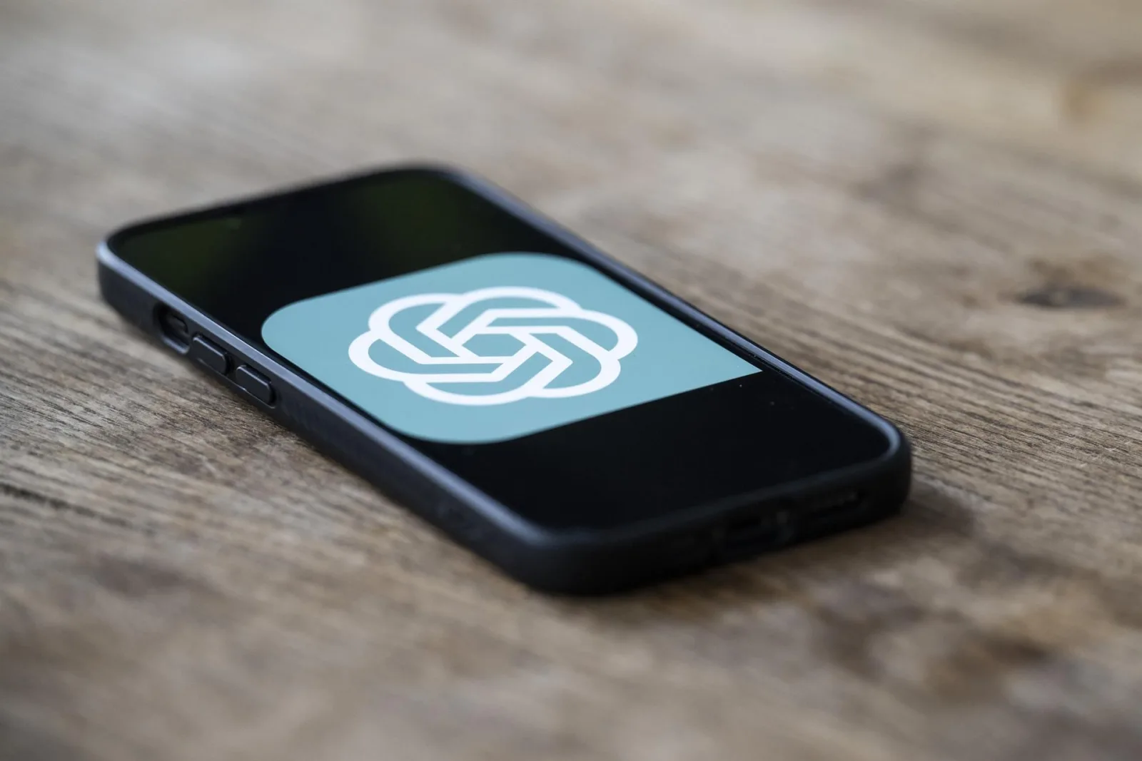 OpenAI incorpora llaves de seguridad física para proteger cuentas de ChatGPT