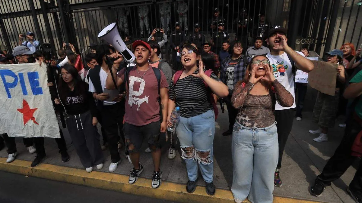 Persisten movilizaciones estudiantiles en el IPN por falta de respuesta a demandas