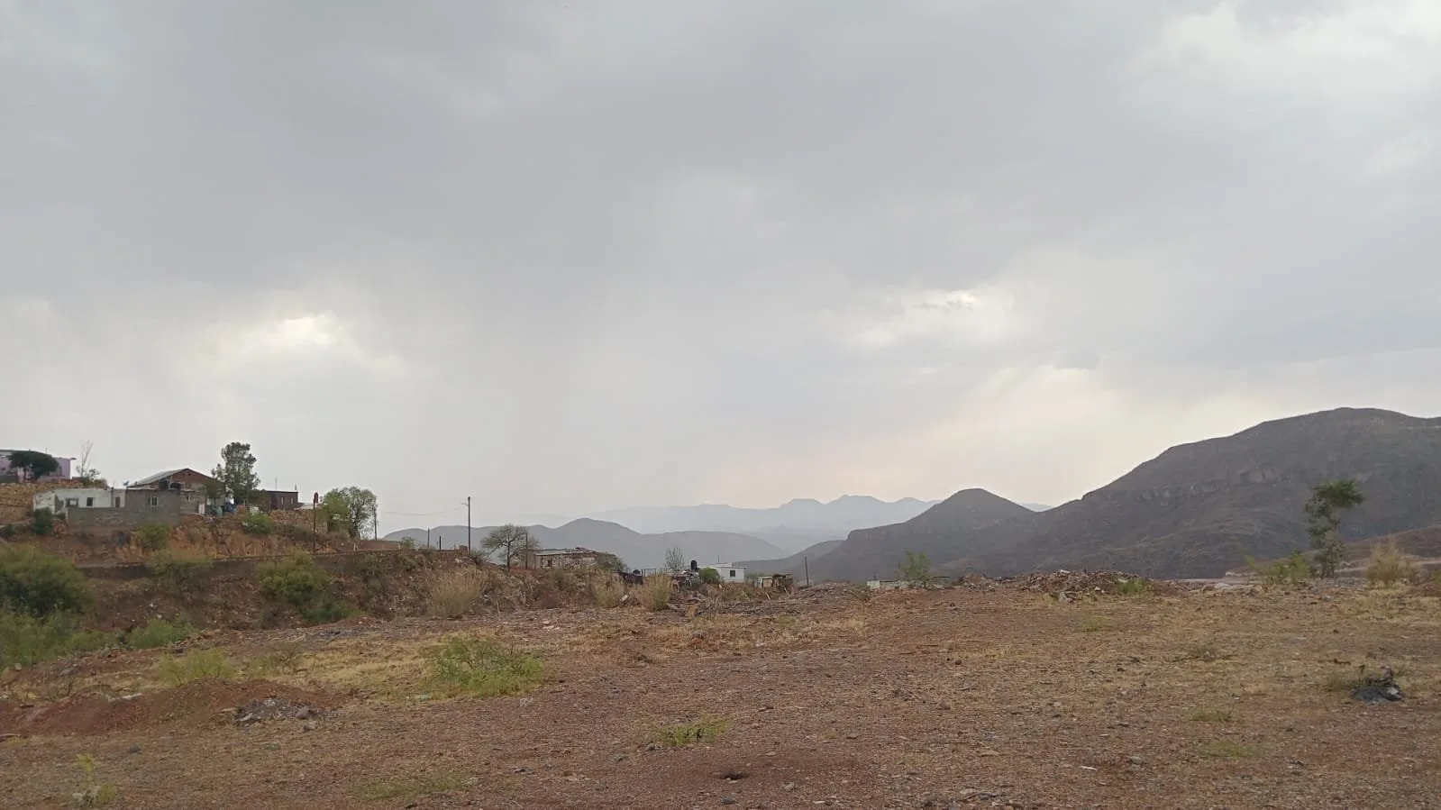 Protección Civil alerta por calor intenso, fuertes vientos y lluvias en la región