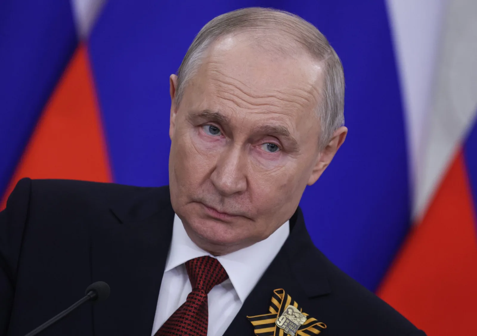Putin asegura que el conflicto en Ucrania está cerca de concluir y propone negociadores