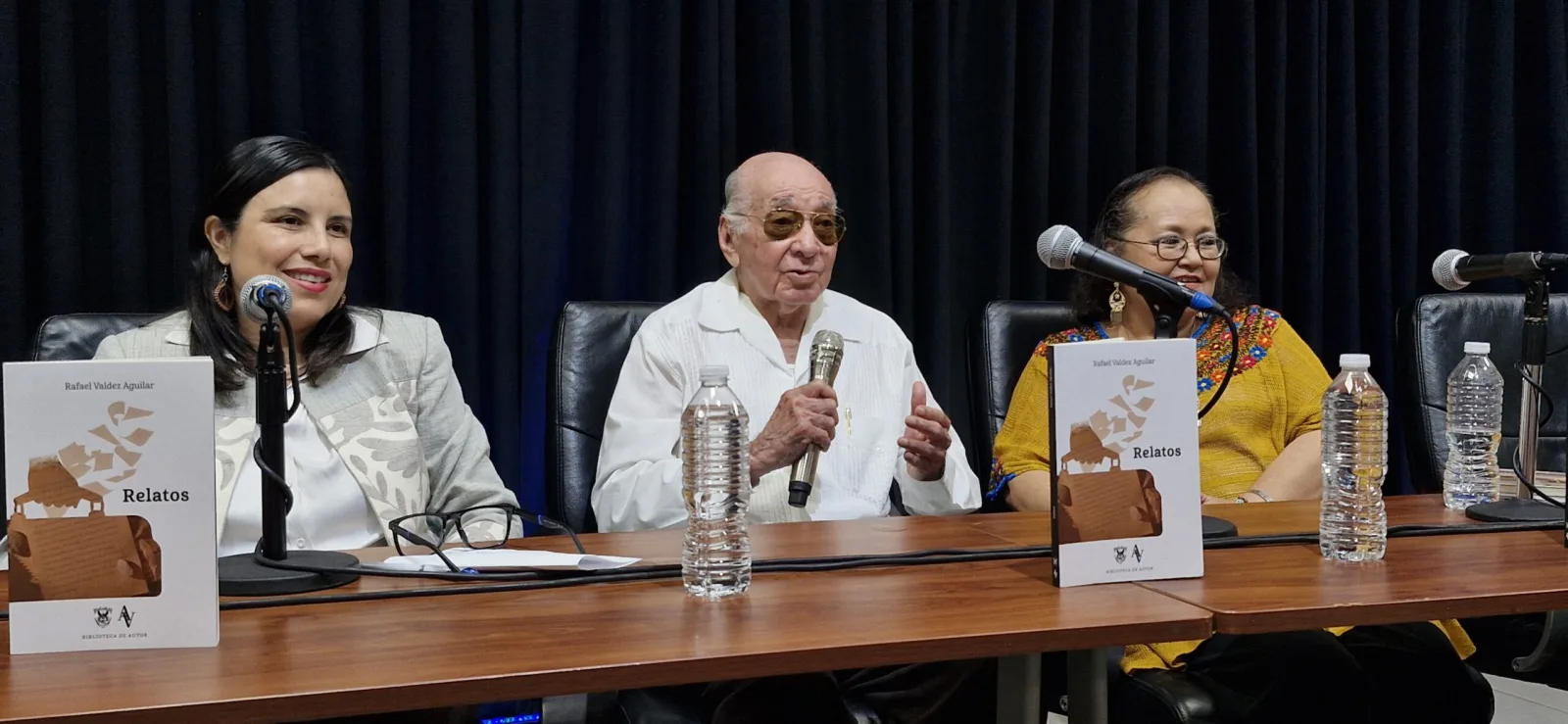 Rafael Valdez Aguilar presenta “Relatos”, su obra que rescata experiencias de vida y viajes