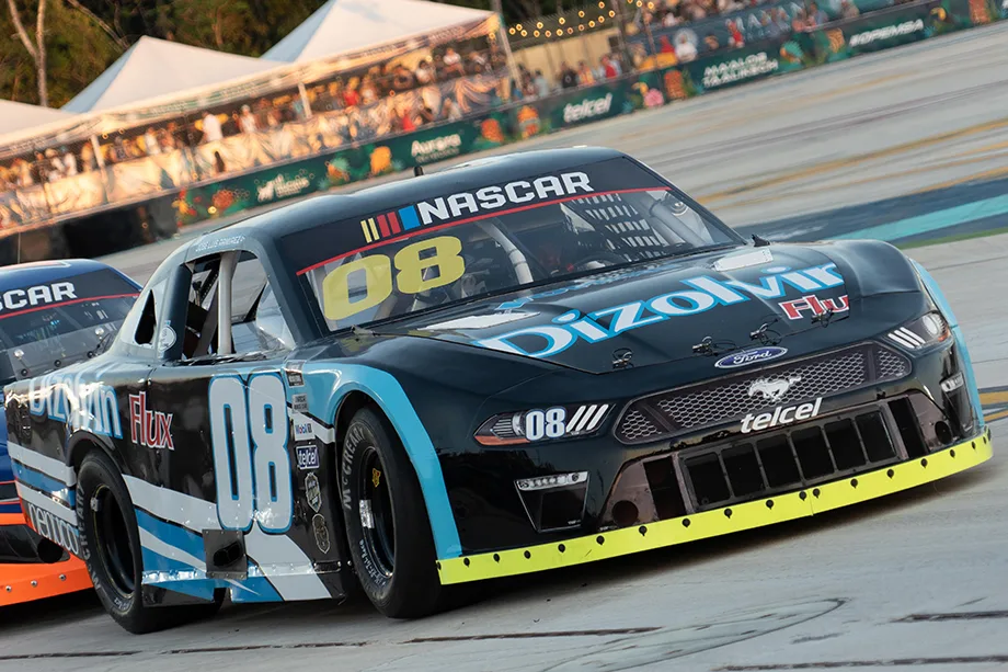 Ramírez Racing busca regresar al podio en la próxima carrera de NASCAR México en Puebla